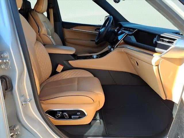 2023 Jeep Grand Cherokee L Summit Reserve