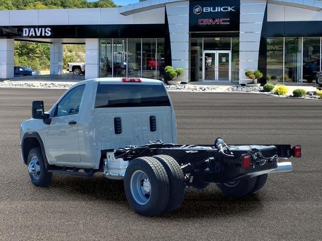 2026 GMC Sierra 3500 HD Chassis Cab Pro
