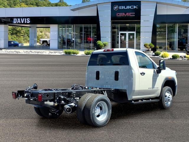 2026 GMC Sierra 3500 HD Chassis Cab Pro