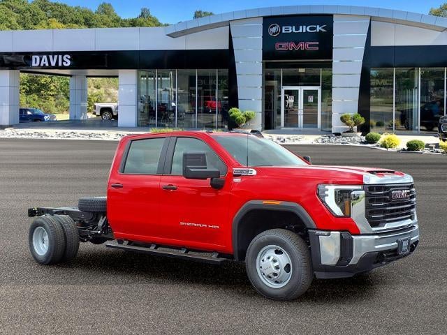 2026 GMC Sierra 3500 HD Chassis Cab Pro