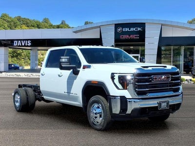 2026 GMC Sierra 3500 HD Chassis Cab SLE