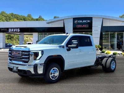 2026 GMC Sierra 3500 HD Chassis Cab SLE