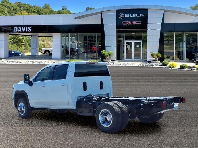 2026 GMC Sierra 3500 HD Chassis Cab SLE