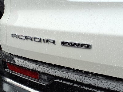 2025 GMC Acadia Denali