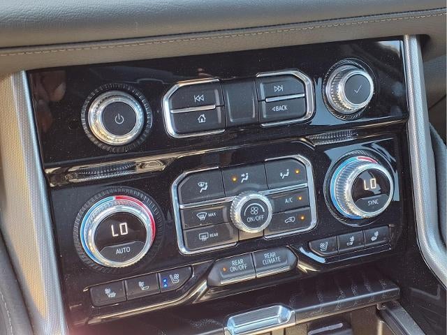 2024 GMC Yukon Denali - Photo 10