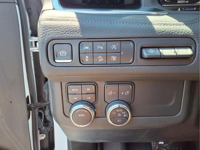 2024 GMC Yukon Denali - Photo 15