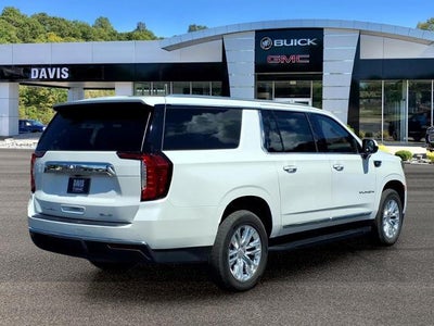 2023 GMC Yukon XL SLT