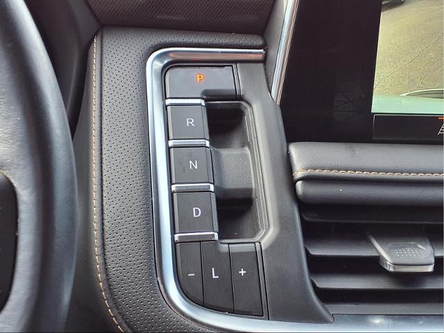 2022 GMC Yukon XL AT4