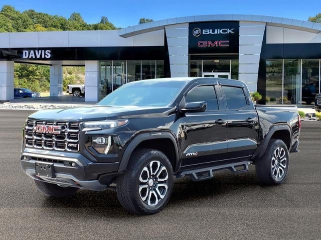 2023 GMC Canyon AT4
