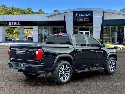 2024 GMC Canyon AT4