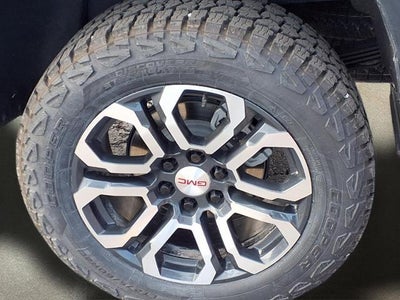 2023 GMC Canyon AT4