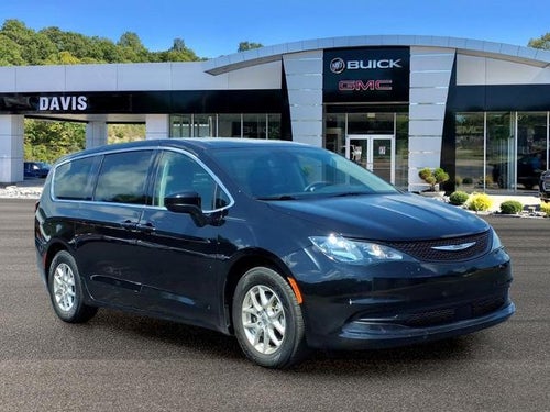 2024 Chrysler Voyager LX