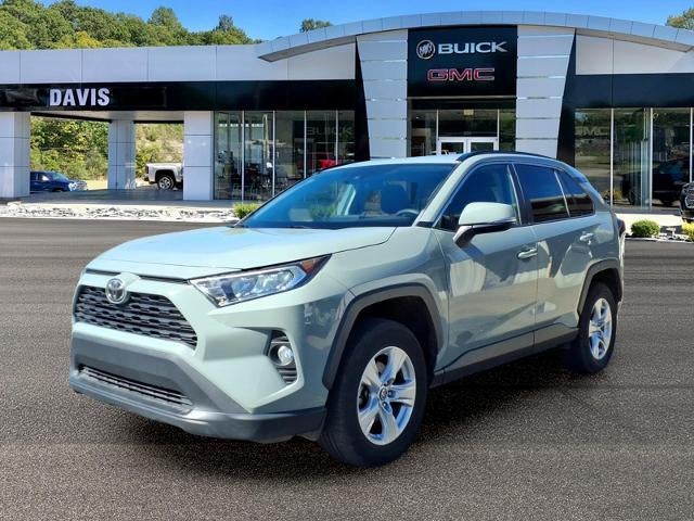 Used 2020 Toyota RAV4 XLE with VIN 2T3W1RFV4LC060069 for sale in Harrison, AR