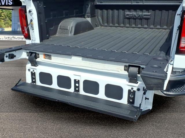 2026 GMC Sierra 1500 SLT - Photo 19