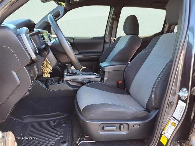 2022 Toyota Tacoma 4WD SR