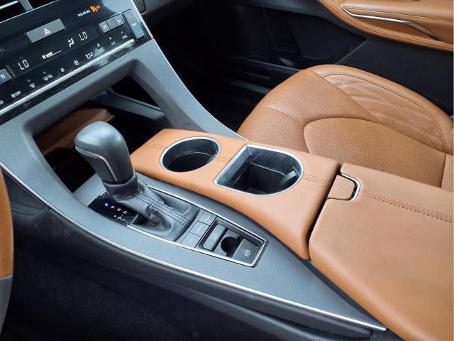 2019 Toyota Avalon XLE