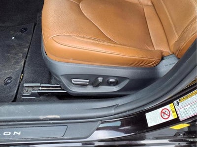 2019 Toyota Avalon XLE