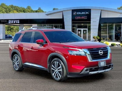2024 Nissan Pathfinder Platinum